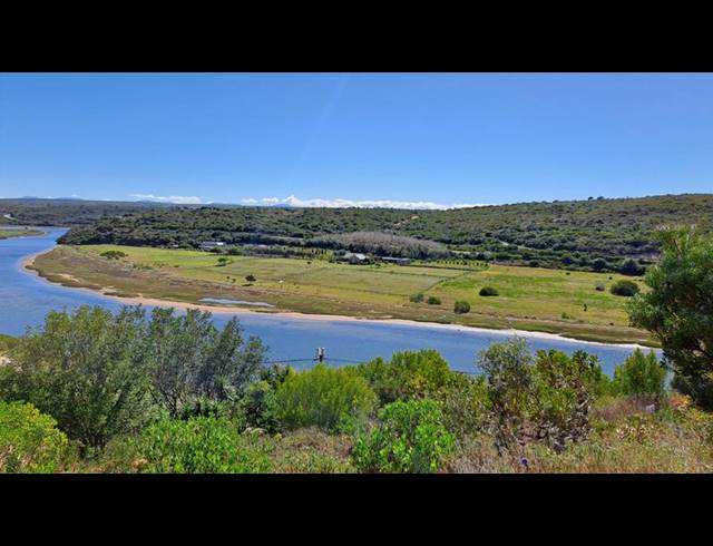 LAND FOR SALE IN STILBAAI-WES